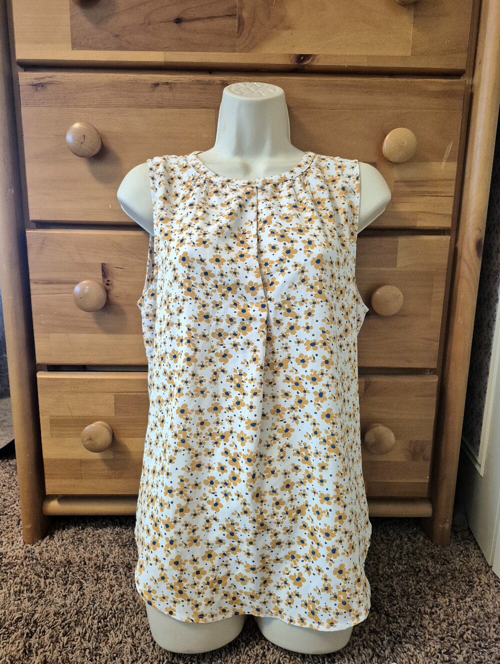 Fun 2 fun Sleeveless Floral Print Tank Top Size M